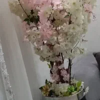 گل و گلدان