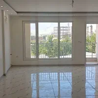 تک واحدی تختی / غرق در نور /  موقعیت ممتاز