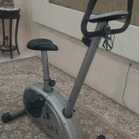 دوچرخه ثابت ورزشی