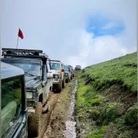 سوباتان سرویس دهی پاترول تورهای طبیعتگردی وخانواده