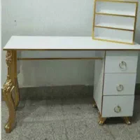 میز ناخن کاری