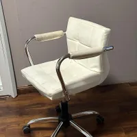 صندلی چرخشی