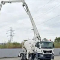 راننده پمپ بتن