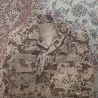 یک دست لباس سربازی