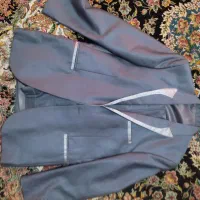 تعدادی کت و شلوار