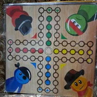 منچ و مارپله چوبی کوچک اندازه ۲۸سانتیتر×۲۸ سانت