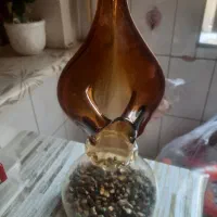 گلدان بلور دو رنگ‌ آنتیک و شیک.