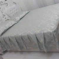 روتختی مخمل دونفره با 3عدد روبالشتی زیپ خورده