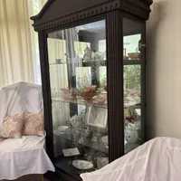 ویترین چوبی