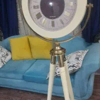 ساعت پایه دار