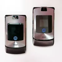 دو عدد گوشی موبایل Motorola Razr V3i