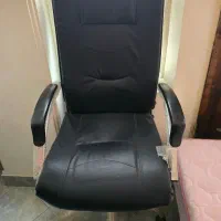 صندلی چرمی مدیریتی درحد نو