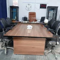 میز مدیریت با میز کنفرانس و ۷عدد صندلی