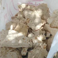 دو تن نان خشک تمیز