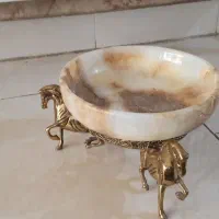 میوه خوری سنگی باپایه برنزسه اسب