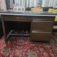میز اداری فلزی