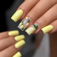 کاشت ناخن .کاشت مژه .پیرسینگ.تتو مینیمال.