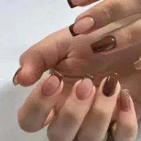 کاشت ناخن به صورت حرفه ای و پیرسینگ چهارراه خطیب