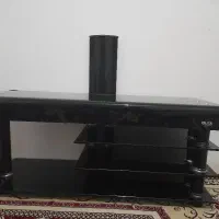 میز تلویزیون شیشه ای