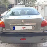 206SD تیوفایو بی رنگ و در حد