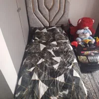 تخت یک نفره