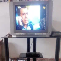 سه عدد تلویزیون