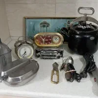 یک سری اجناس قدیمی