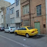 ۱۰۰متر بر۵ جنوبی قابل سکونت