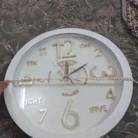 ساعت دیواری