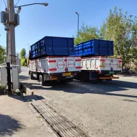 کارآموز (شاگردنقاش)و نقاش ادوات کشاورزی ا