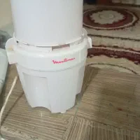 چرخ گوشت|خردکن، آسیاب، غذاساز|خرامه, |دیوار