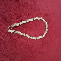 دستبند نگین دار رنگ ثابت نو