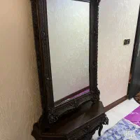 اینه و کنسول سالم و زیبا،بدون خوردگی