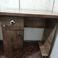 میز تحریر کاملا نو