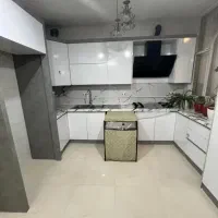 80متری-حیاط-اختصاصی-نزدیک-مترو