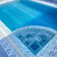 ویلا دوبلکس استخر و جکوزی سه خوابه