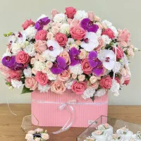باکس گل سورپرایز VIP