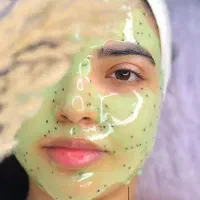 انجام خدمات فیشال و پاکسازی تخصصی پوست
