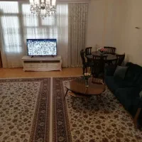 واحد۶۰ متری/طبقه اول/دارای حیاط خلوت/تمیز و شیک