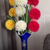 گل مصنوعی با گلدان