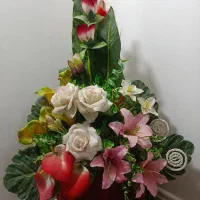 گل وگلدان