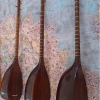 سه عدد تنبور استاد اسدالله