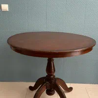 میز گرد چوبی کارکرد