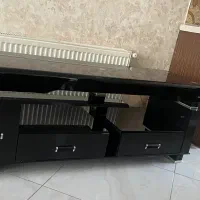میز تلویزیون شیشه ای