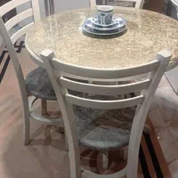 میز ناهارخوری