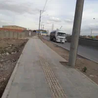 زمین ۲۳ متر بر اتوبان ناصری آخر خ زینبیه
