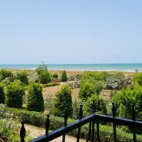 فروش یک واحد ویلای زیبا رو به دریا در سرخرود