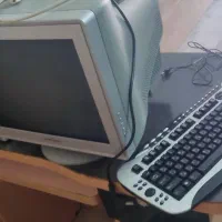 کامپیوتر کامل با میز