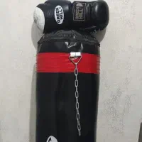 کیسه بوکس، دستکش بوکس