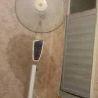 پنکه پارس خزر ایستاده